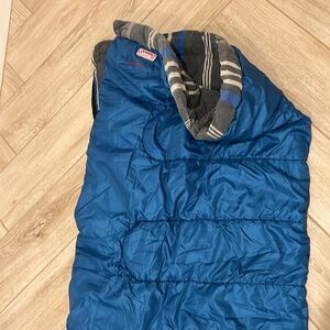 Coleman Alpine 40 Degrees F Sleeping Bag | Blue Exterior, Gray & Blue Lining